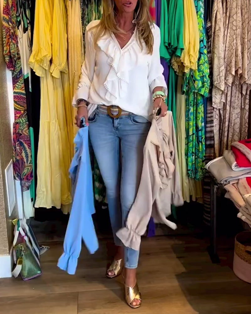 Hvid designerbluse med flæser