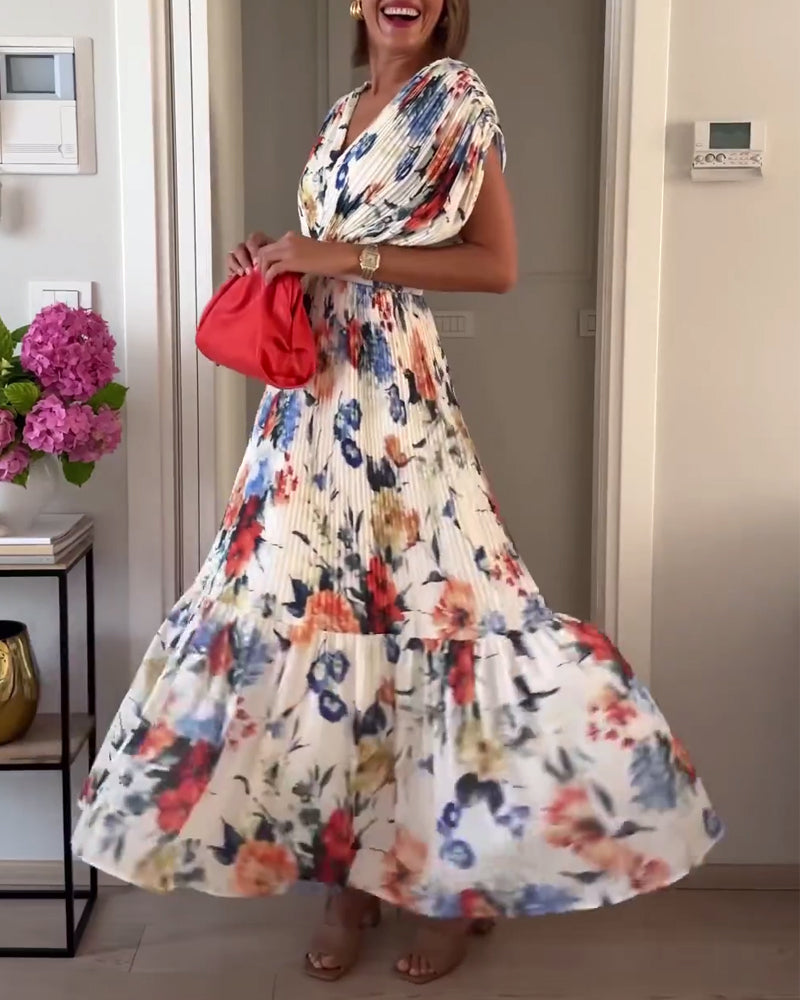 Flot elegant plisseret kjole med blomsterprint