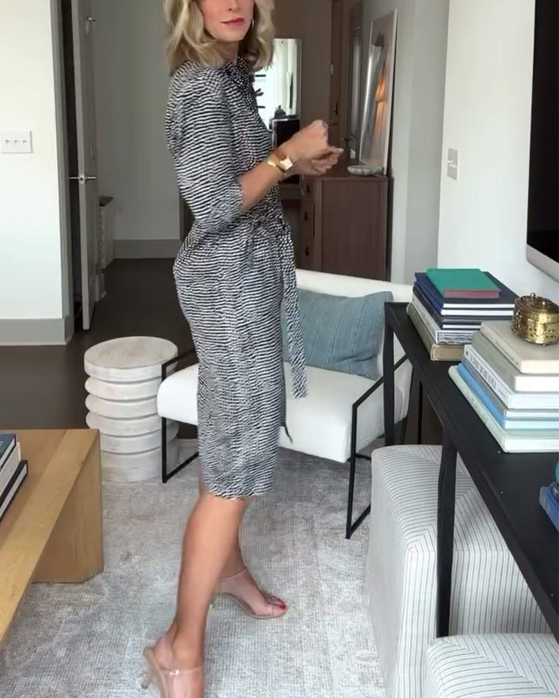 Kjole med skjortekrave og knappelukning