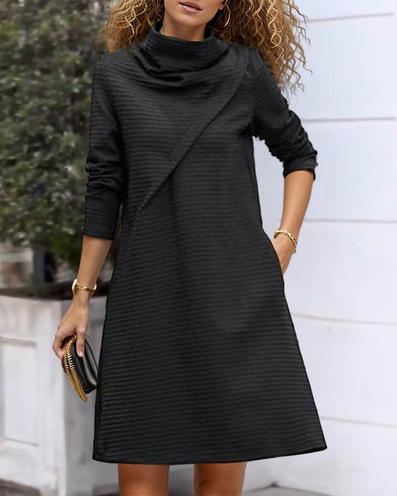 Højhalset couture kjole