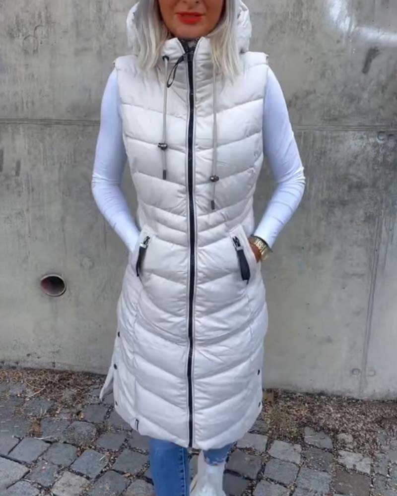 Lang vatteret jakkevest med hætte og lynlås