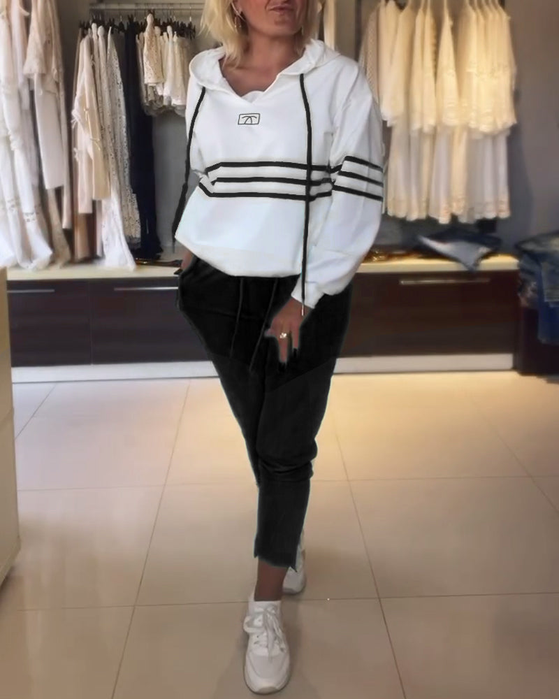 To-delt sæt | Stribet hættetrøje og bukser