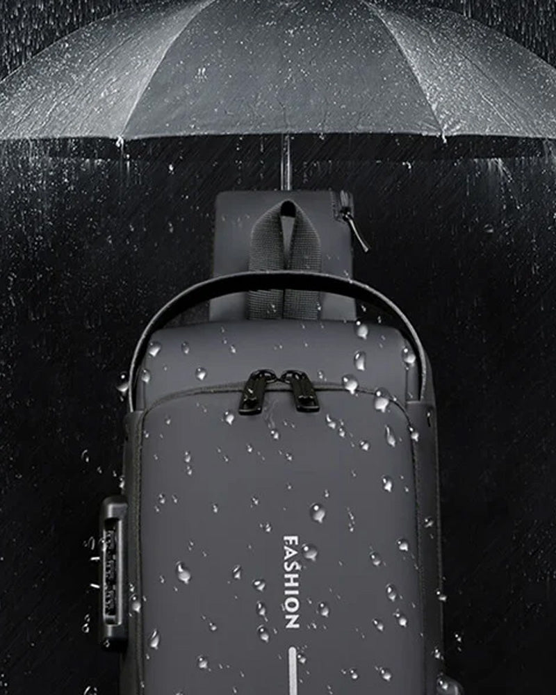 Tyverisikret brysttaske med kodelås