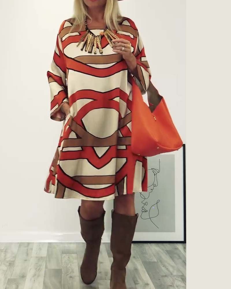 Kjole med rund hals og print