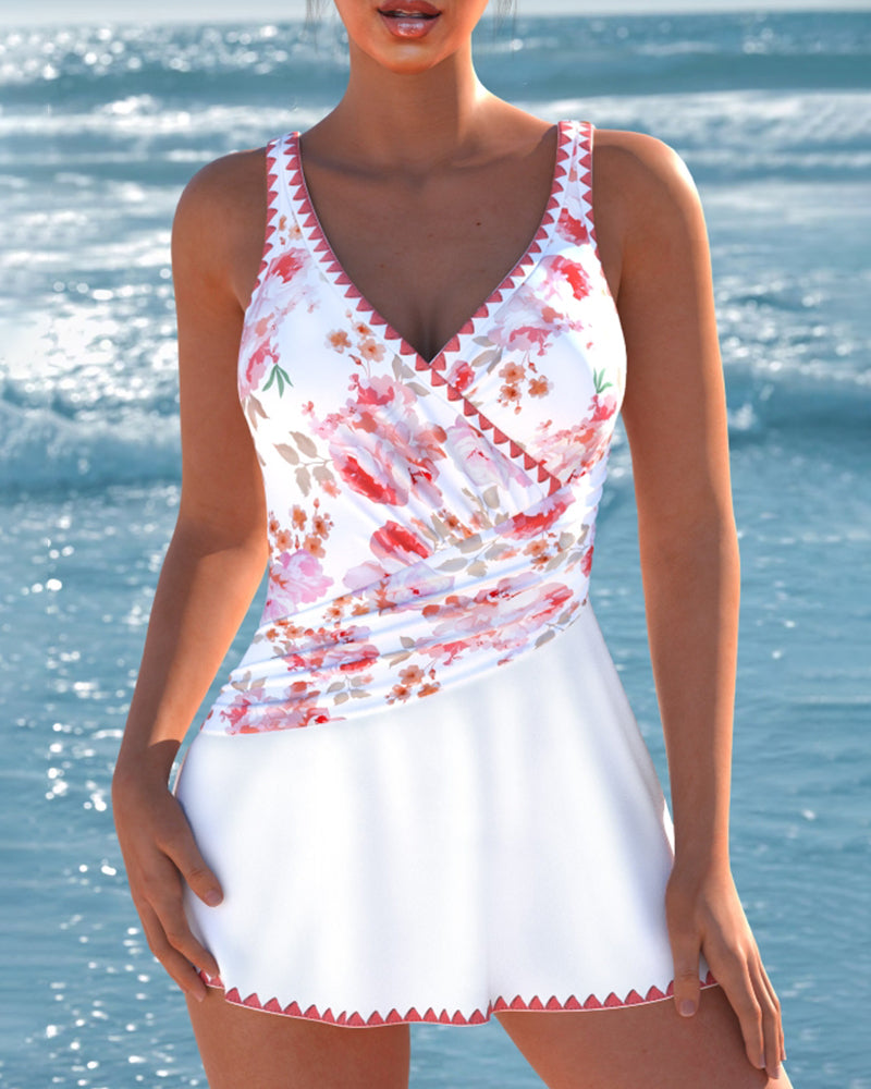 Badedragt med nederdel og åben ryg