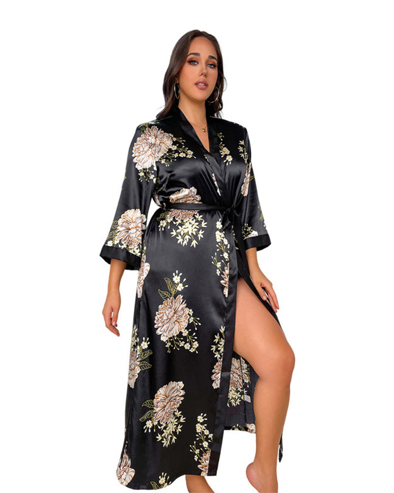 Sexet silkepyjamas tildækning i stor størrelse med print