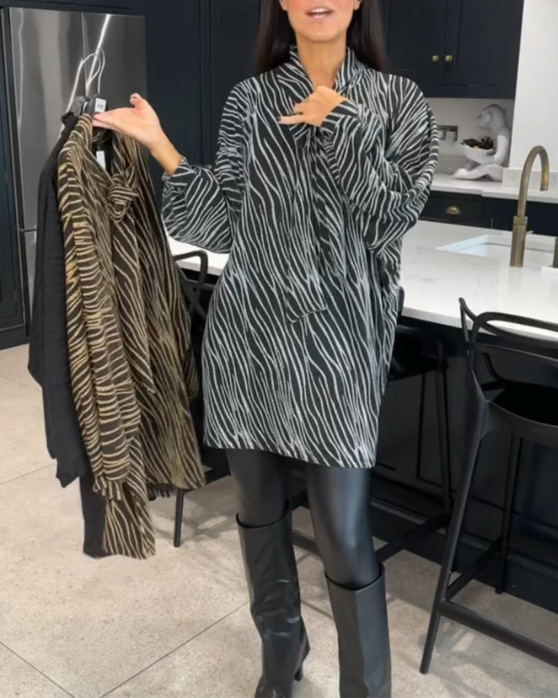 Oversized bluse med zebraprint