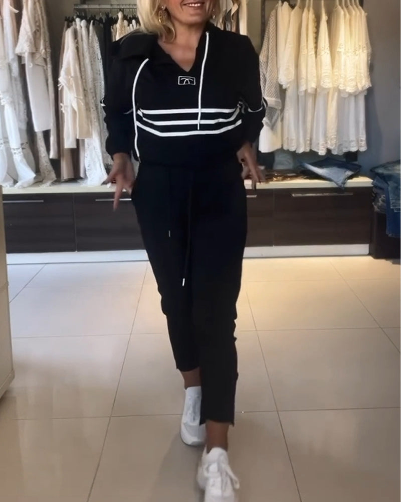 To-delt sæt | Stribet hættetrøje og bukser