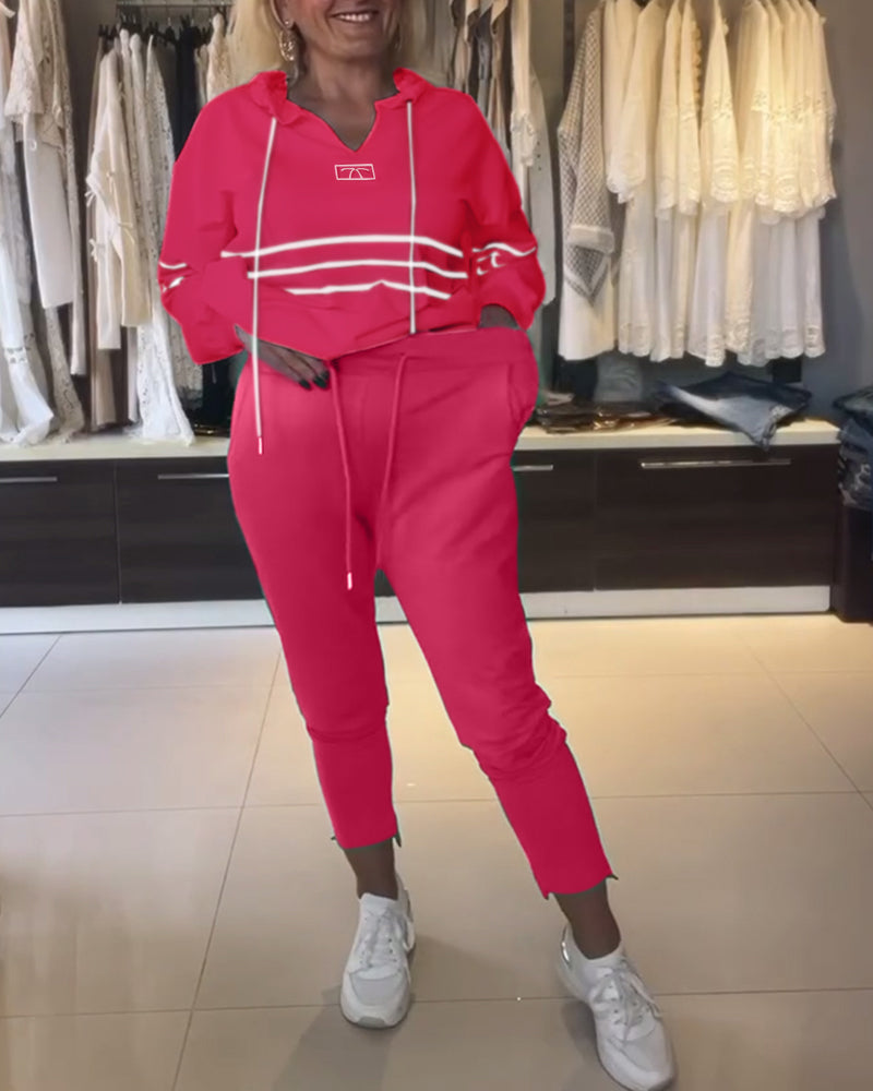 To-delt sæt | Stribet hættetrøje og bukser