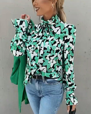 Langærmet skjorte med ståkrave og sommerfuglemotiv