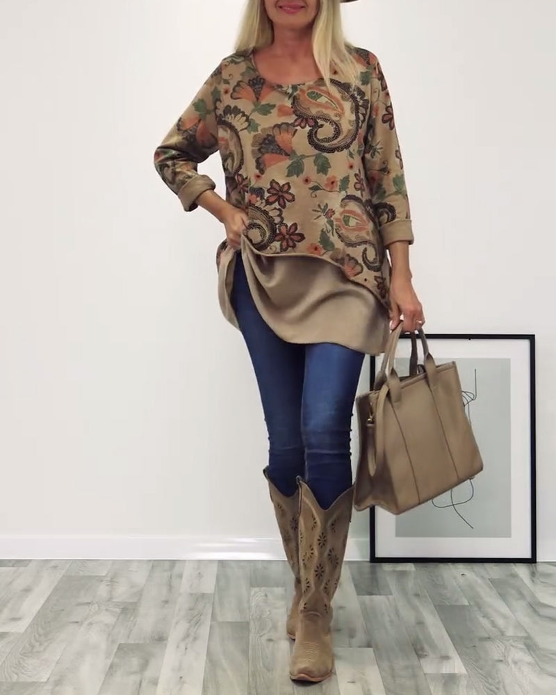 Lagdelt top med retro print