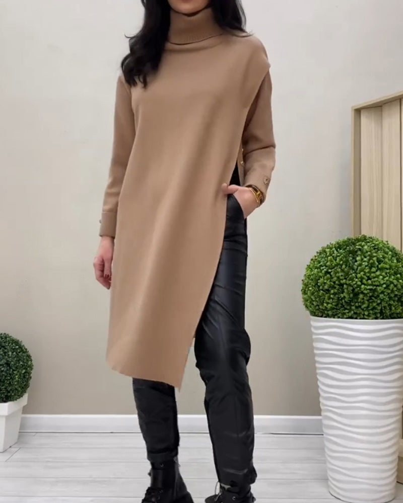 Sweaterkjole med rullekrave og sidesnit