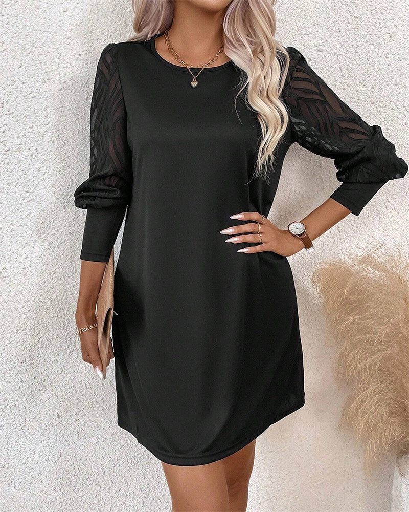 Kjole med elegant stil og raglanærmer