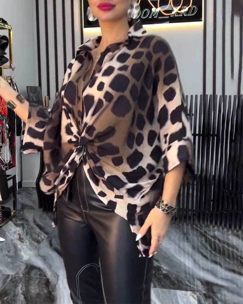 Stilfuld leopardprint skjorte