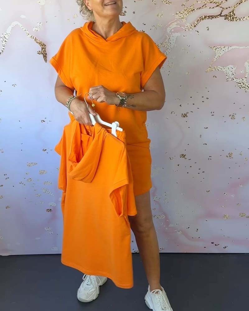 Ensfarvet to-delt sæt | Kortærmet hættetrøje og shorts