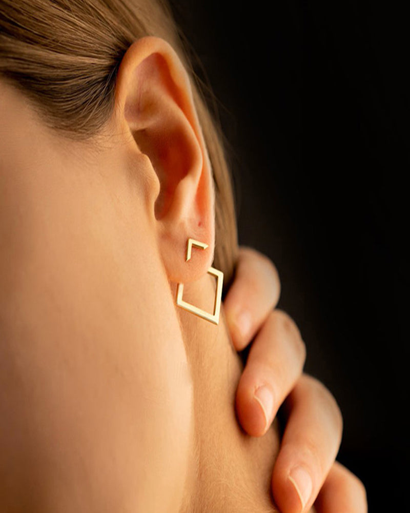 Enkle elegante diamantformede øreringe