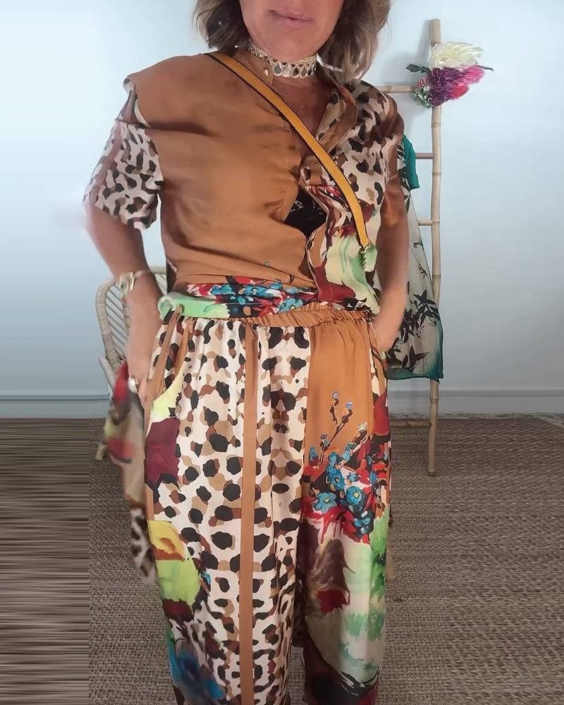 Todelt sæt med retromode print