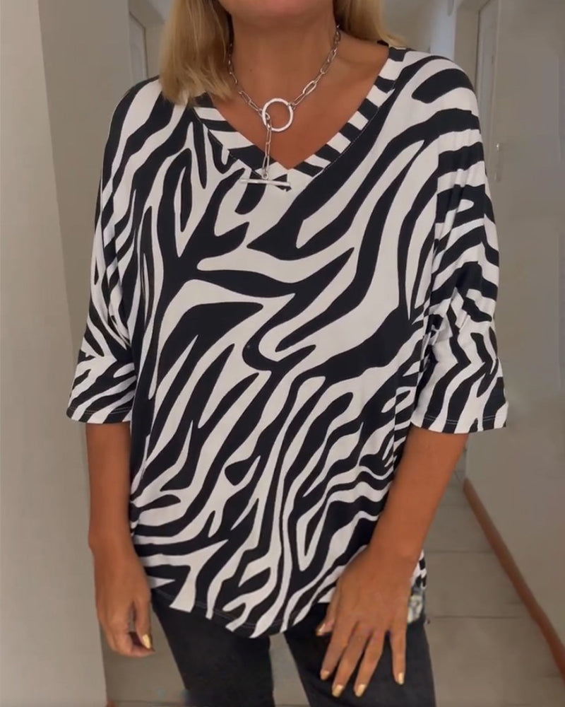 V-halset hverdagstop med zebraprint