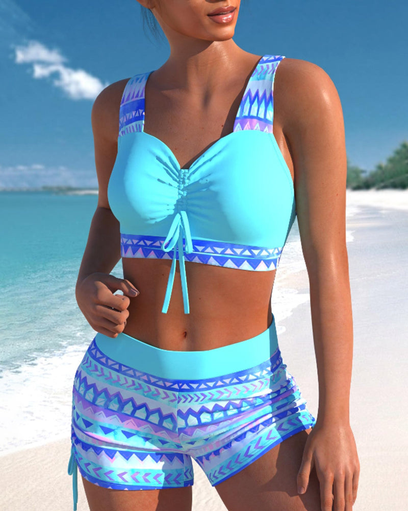 Slim fit bikini i friske farver