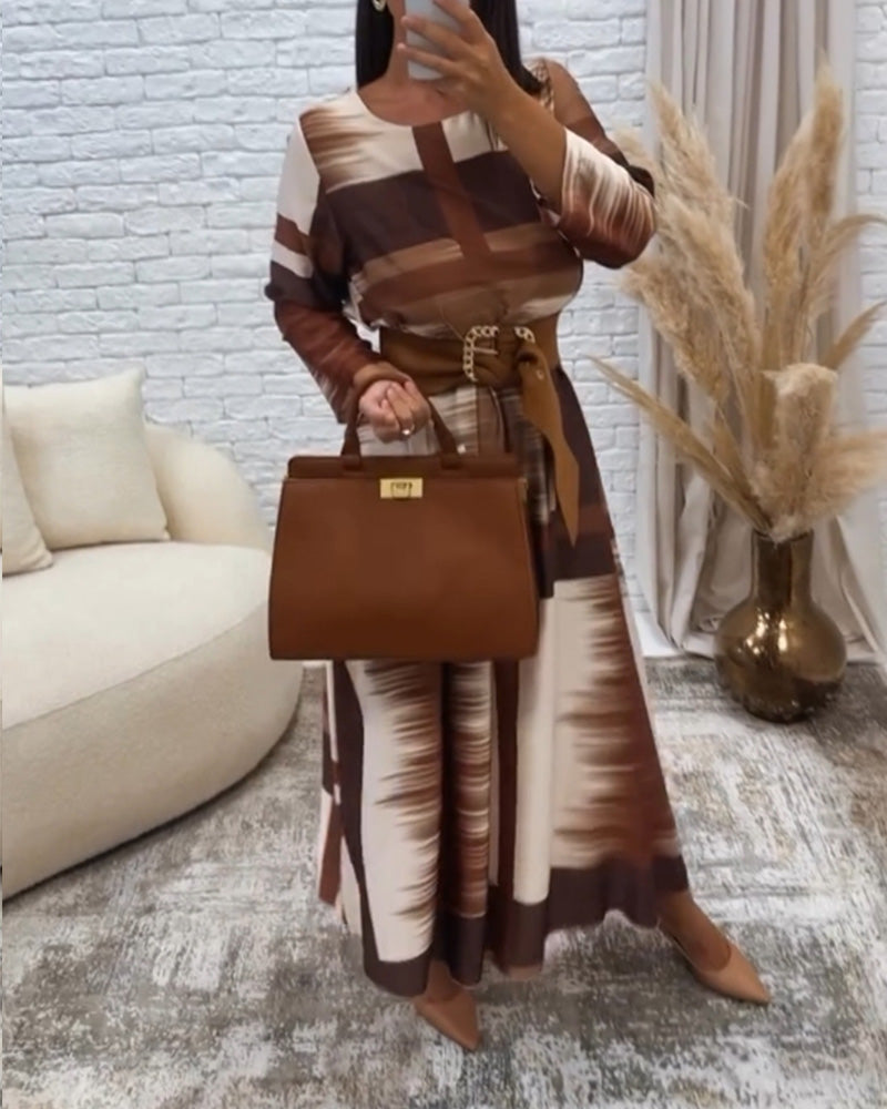 Stribet kjole i retrostil