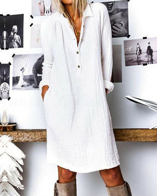 Langærmet ensfarvet kjole