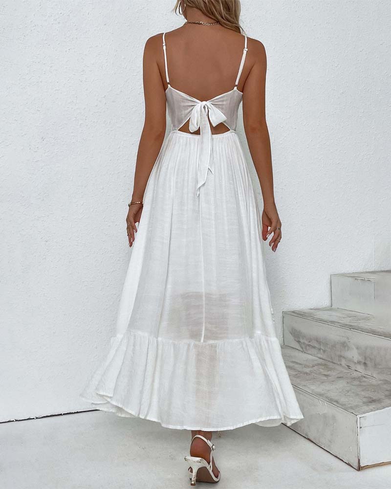 Hvid elegant kjole med blondepanel