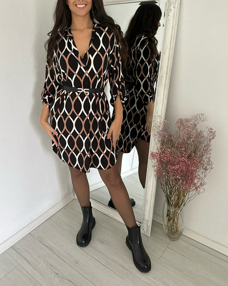 Bølgemønstret shiftkjole