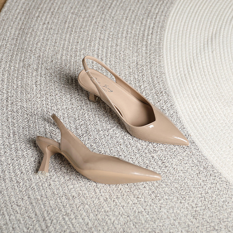 Ensfarvede høje hæle med spids tå og hælstrop