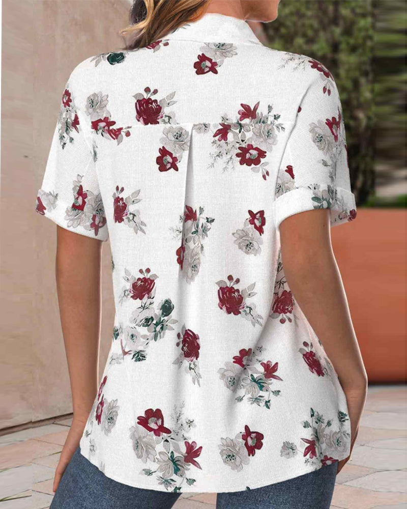 Afslappet blomsterskjorte med knapper