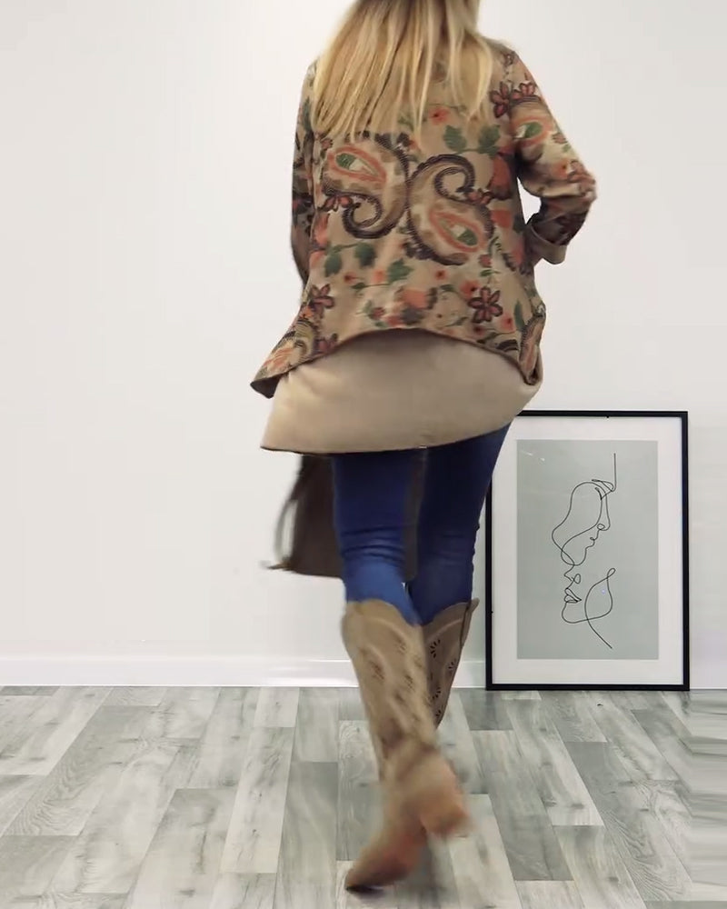 Lagdelt top med retro print