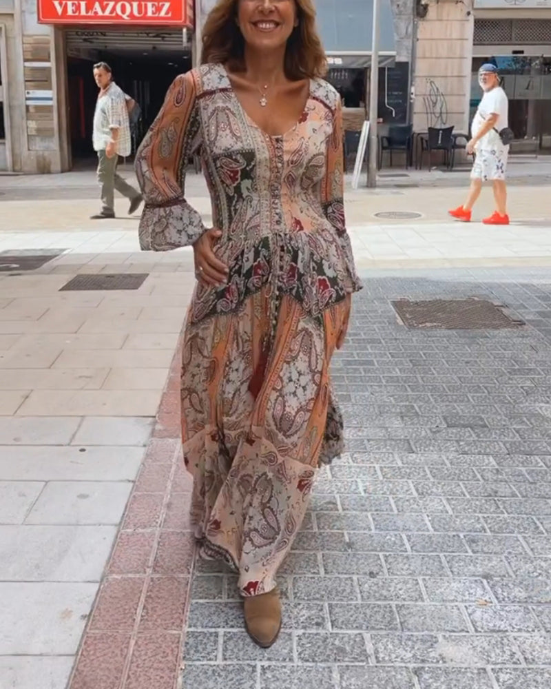 Langærmet kjole med V-udskæring og Paisley-print