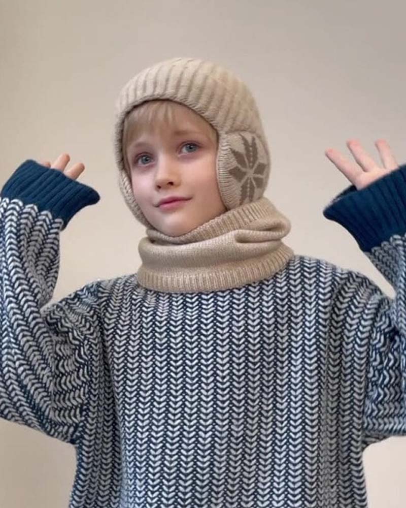 Varmt striksæt | Vinterhue med halstørklæde