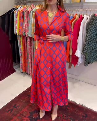 Skjortekjole med V-udskæring og 3/4 ærmer