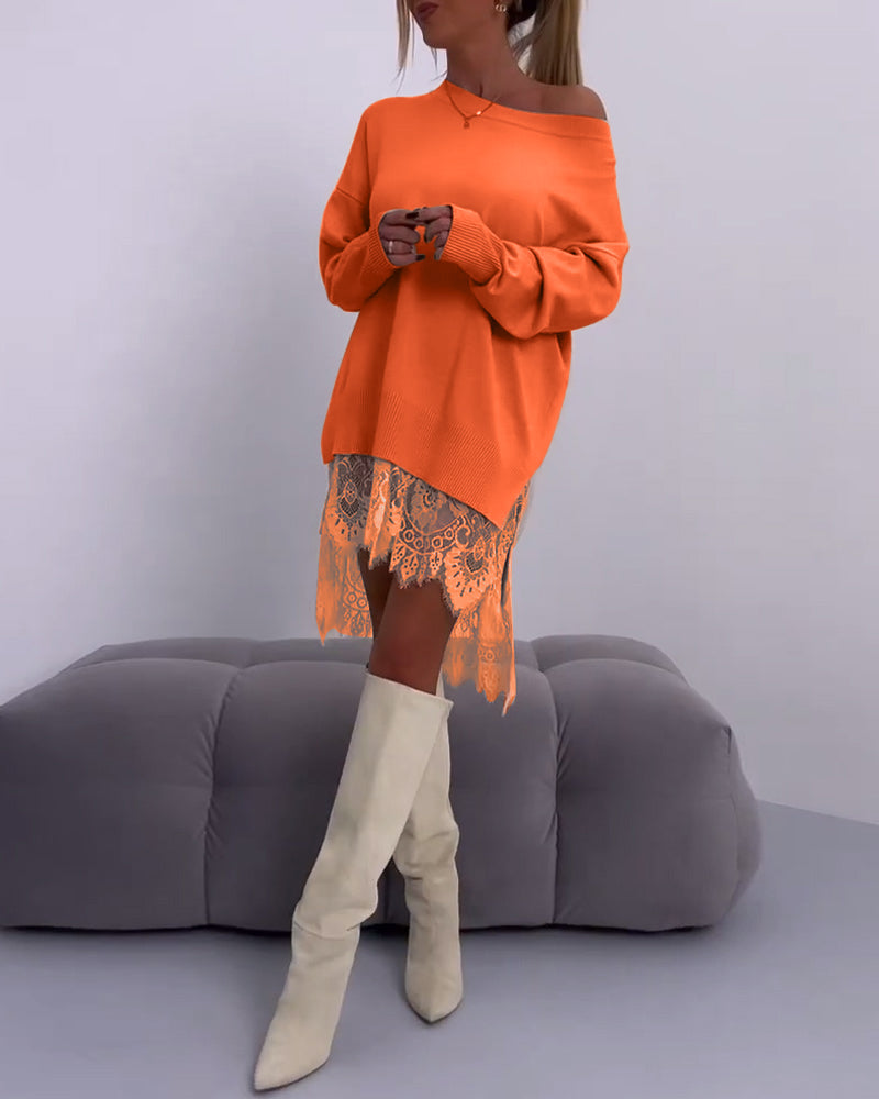 Ensfarvet slim fit off-shoulder sweater med blonder