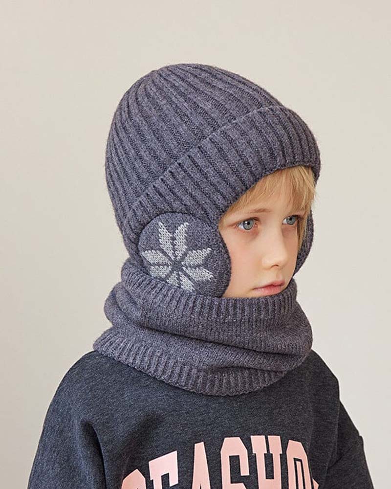 Varmt striksæt | Vinterhue med halstørklæde