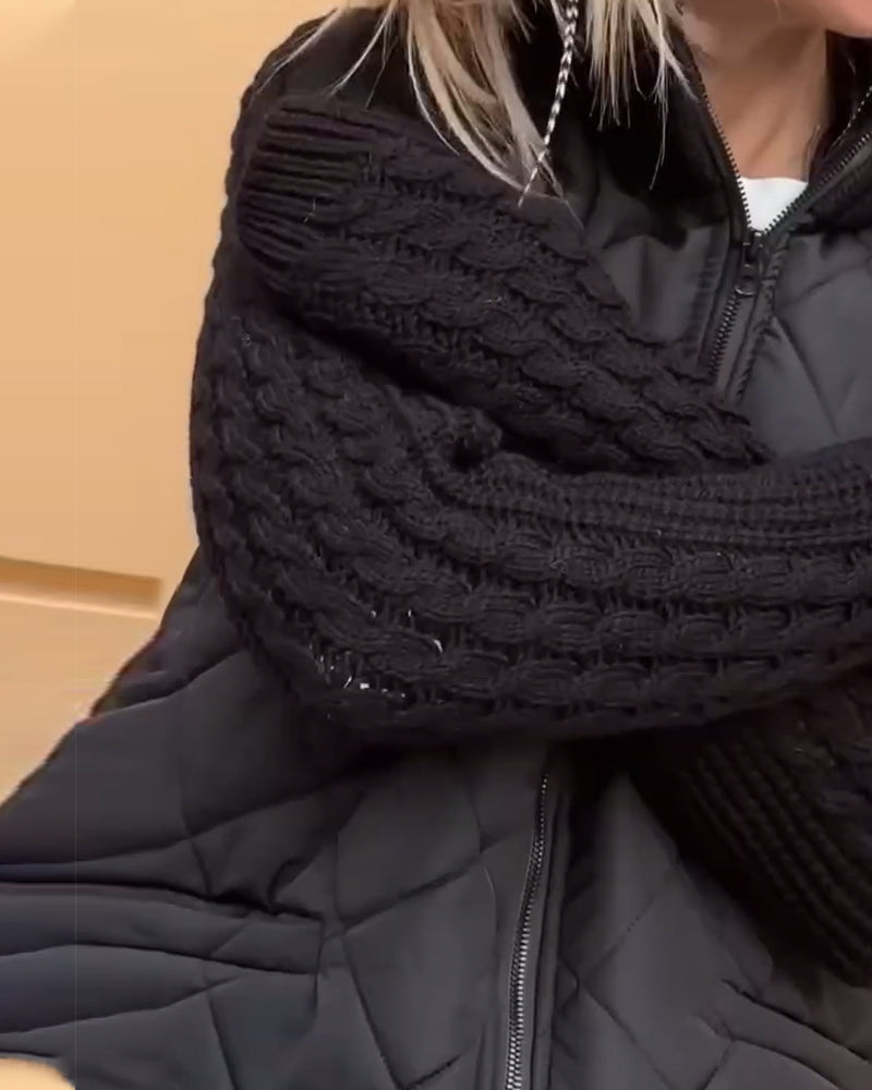 Højhalset jakke med ribbede ærmer