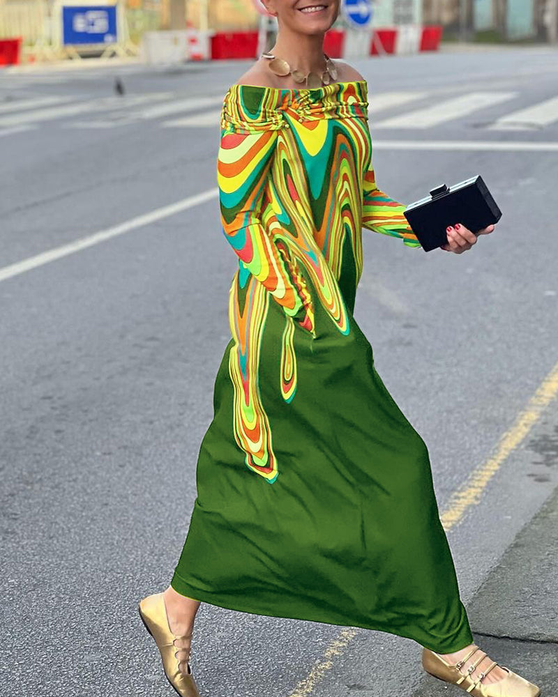 Elegant off-shoulder kjole med lange ærmer