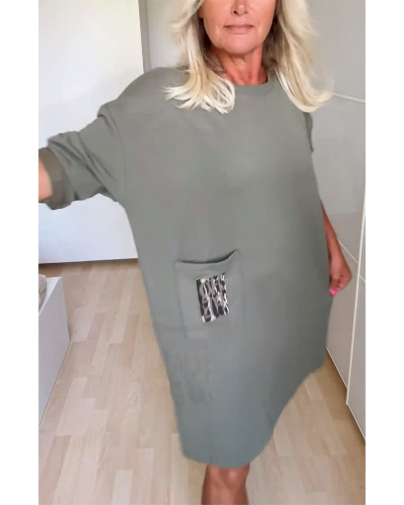 Afslappet langærmet kjole med rund hals