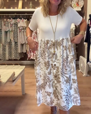 Kjole afslappet temperament trykt rund hals