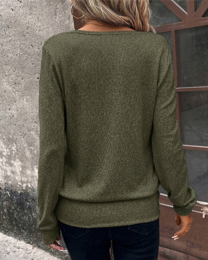 Afslappet ensfarvet langærmet sweatshirt med firkantet hals
