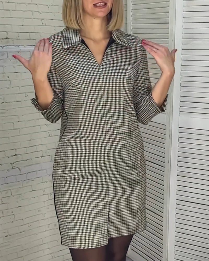 Kjole med skjortekrave og lange ærmer