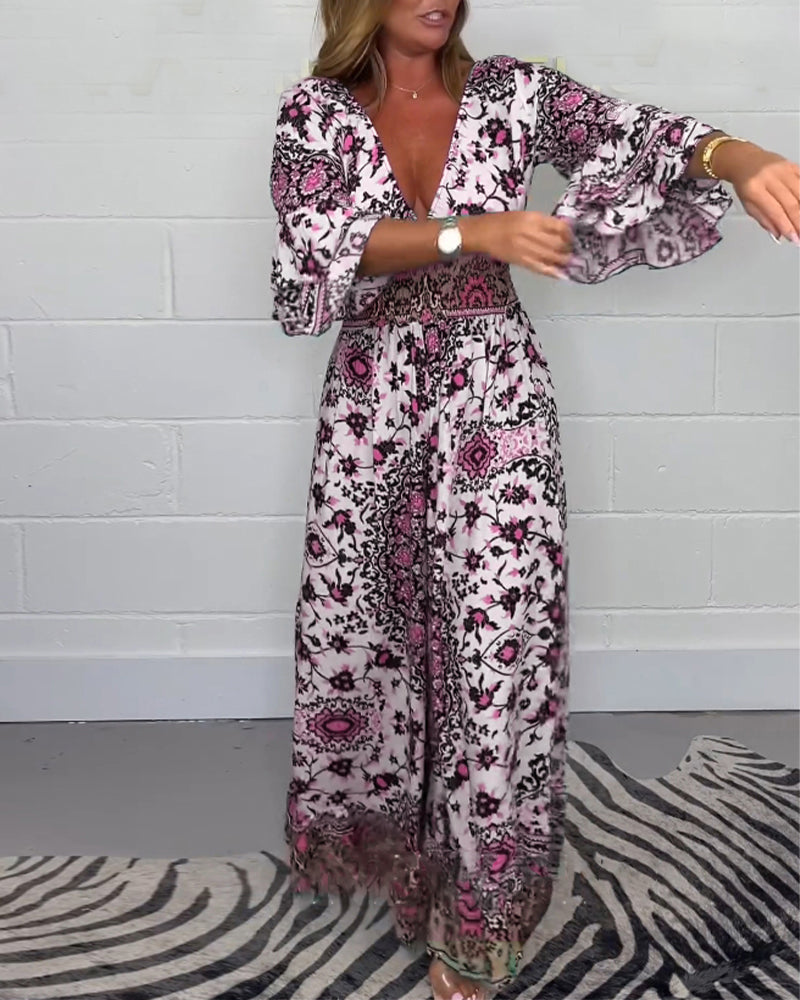 Jumpsuit med print og dyb V-udskæring