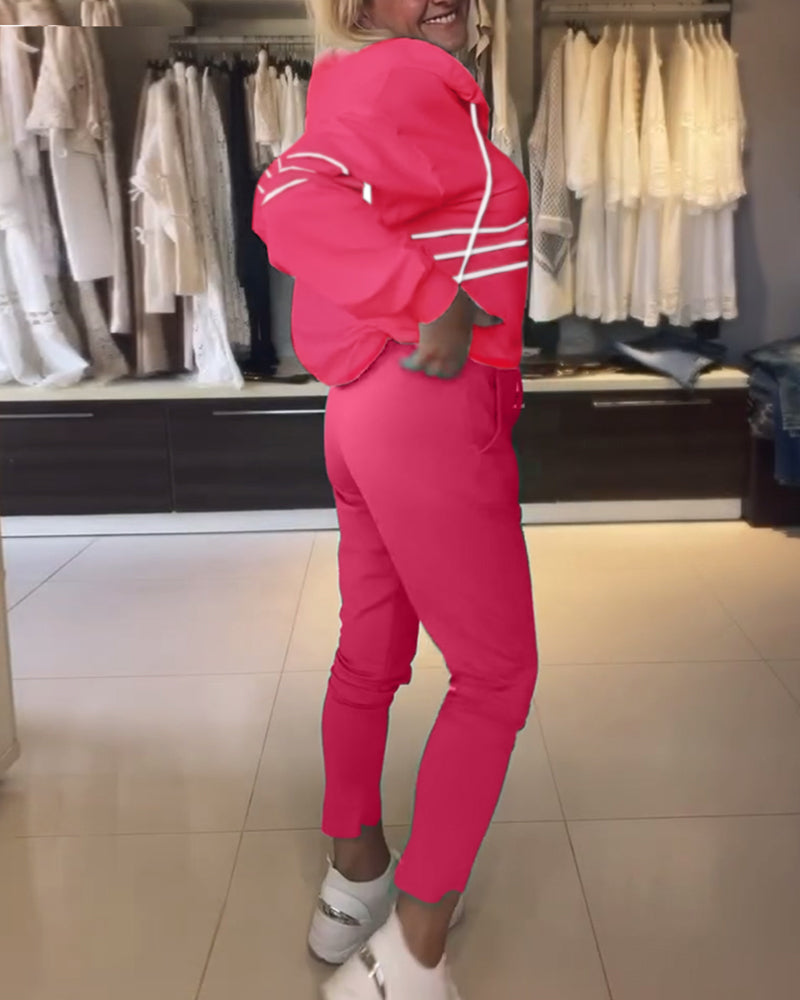 To-delt sæt | Stribet hættetrøje og bukser