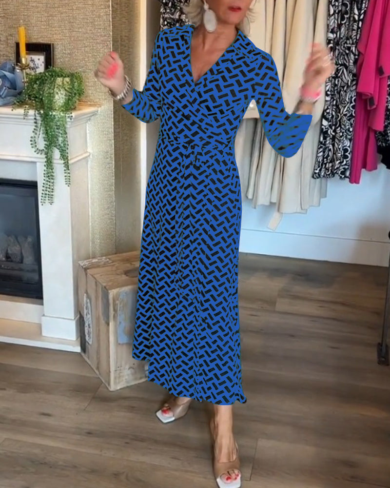 Slankende mønstret kjole