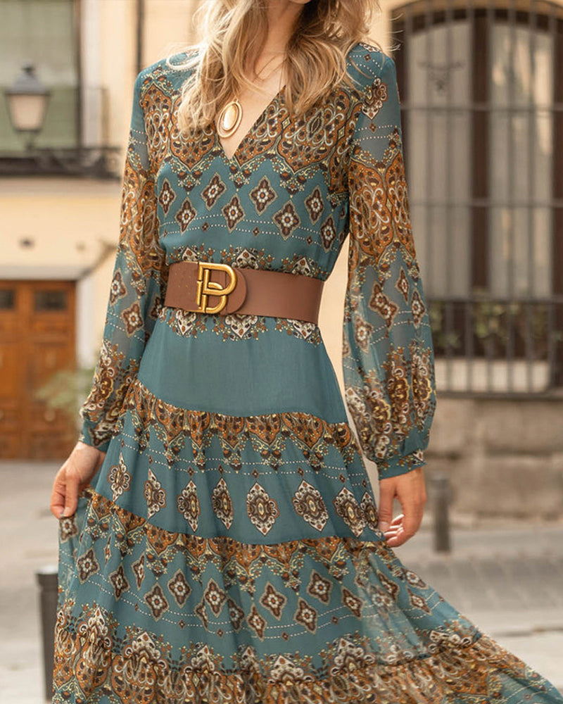 V-Halset feriekjole i etnisk stil