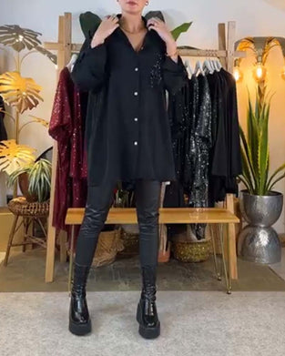 Afslappet skjorte med løs temperament lommepailletter