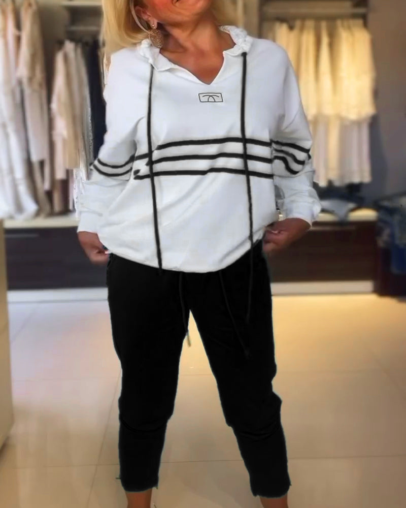 To-delt sæt | Stribet hættetrøje og bukser