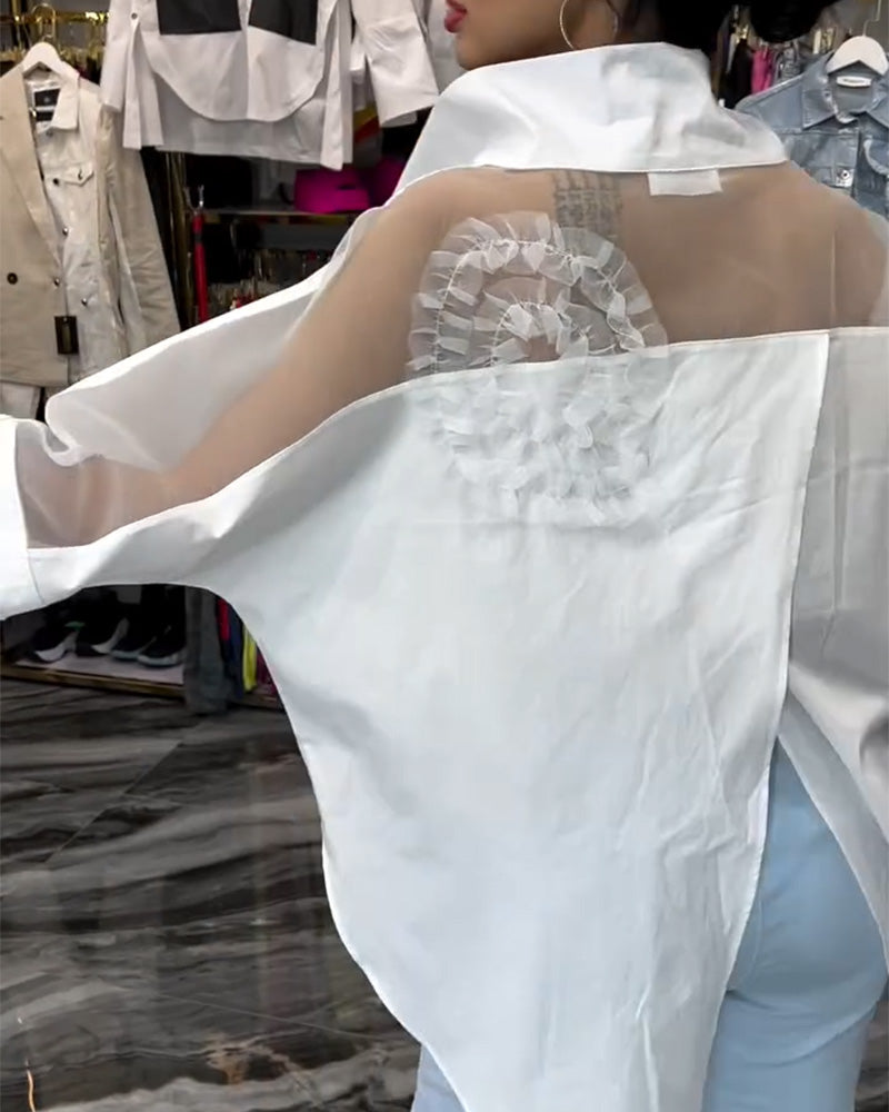 Blomsterbluse med lapel og blondepanel