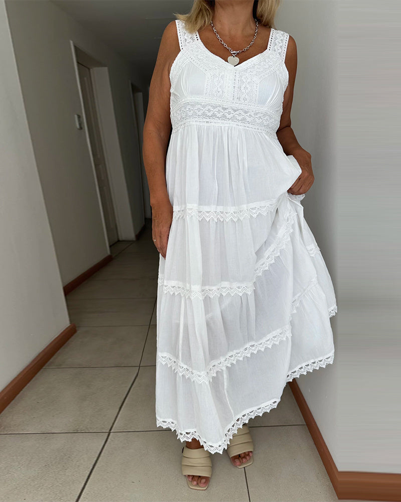 Strandkjole med blondepaneler