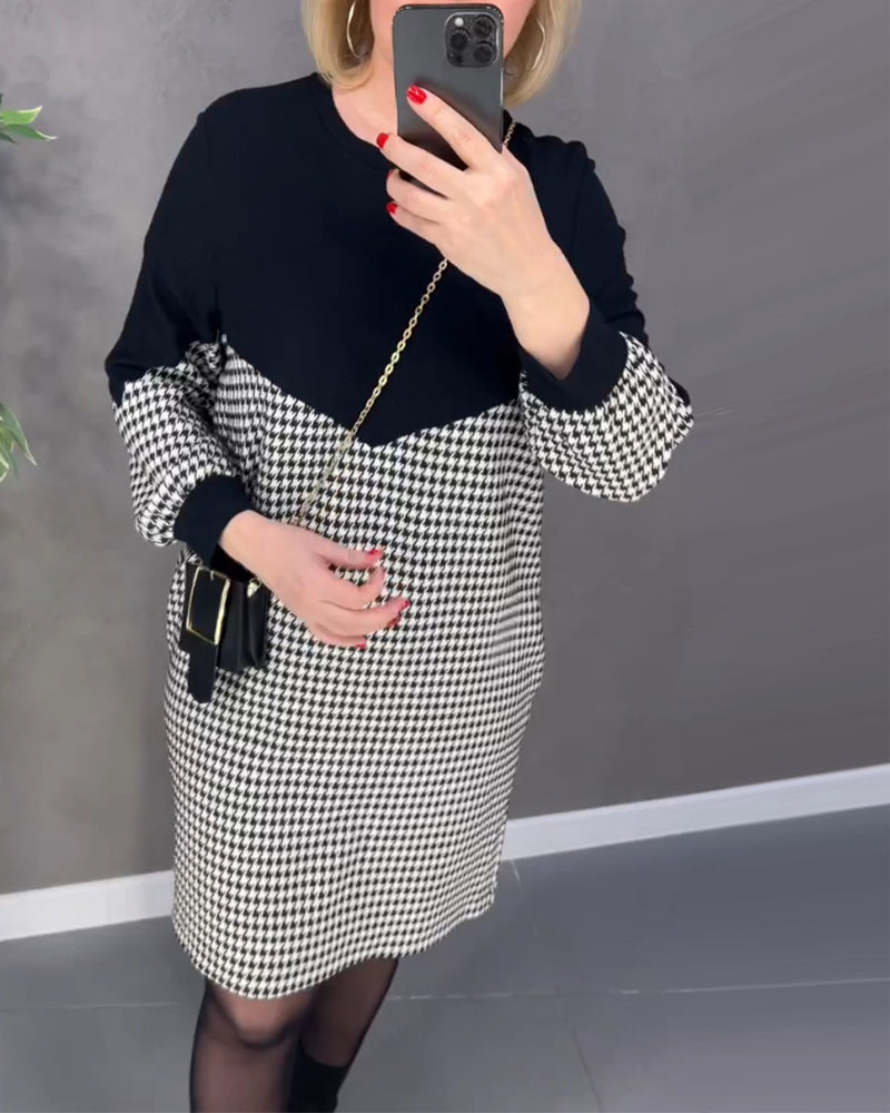 Smart halvvejs ternet kjole